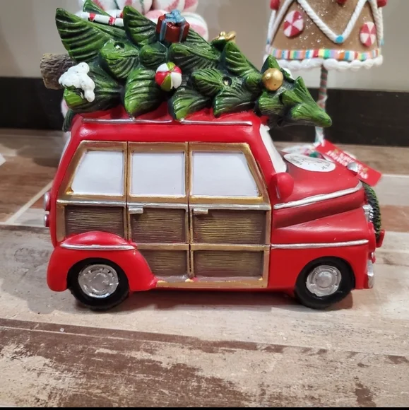 Vintage Holiday Car - Picture 3 of 8